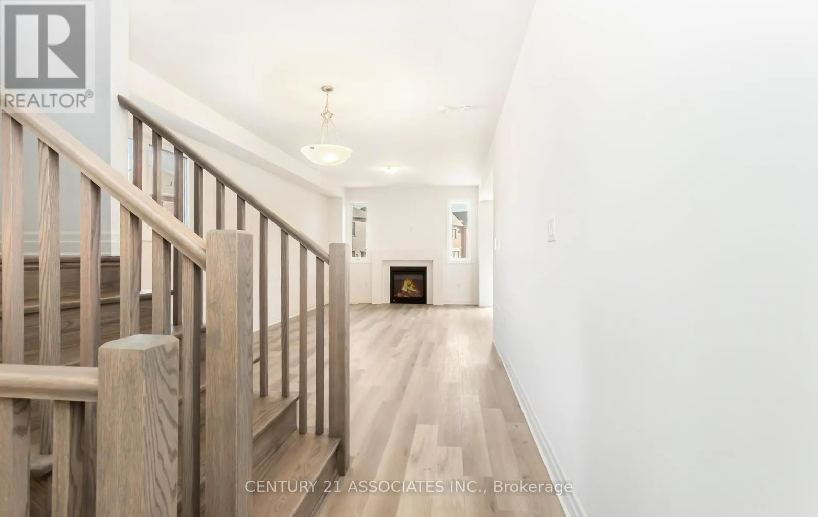 1796 THAMES CIRCLE
