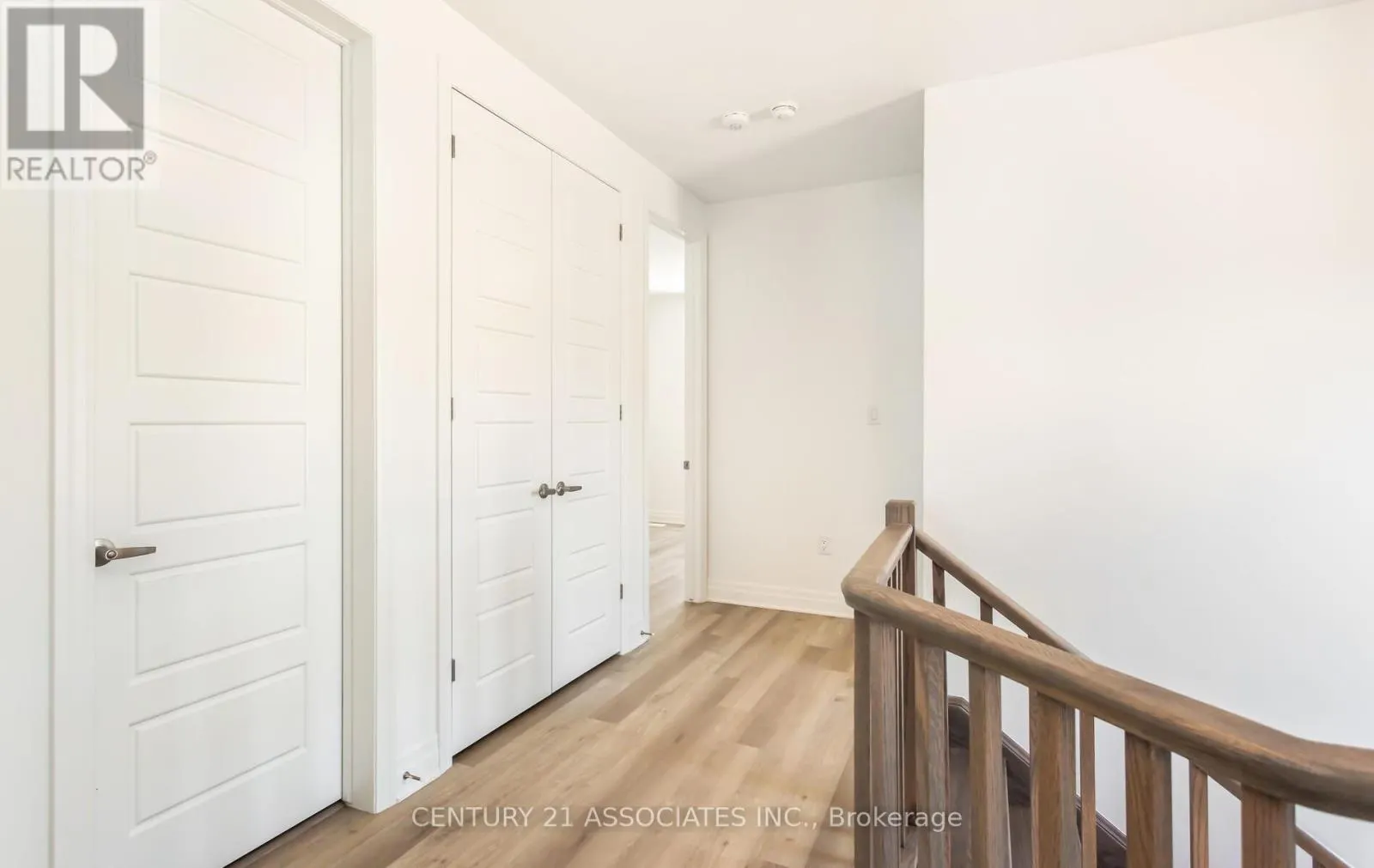 1796 THAMES CIRCLE