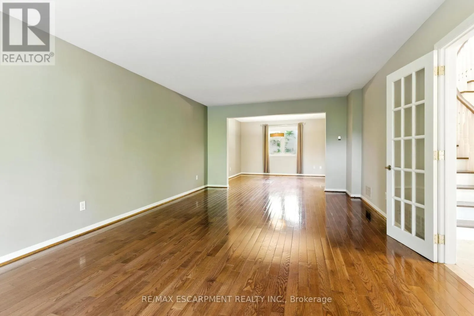 1624 GALLANT DRIVE