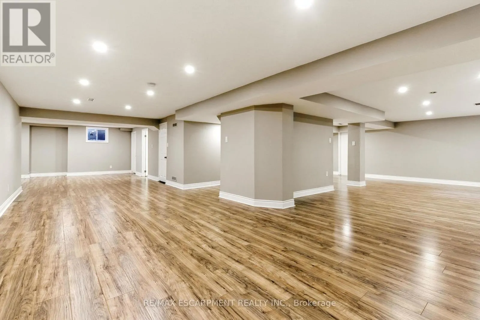 1624 GALLANT DRIVE