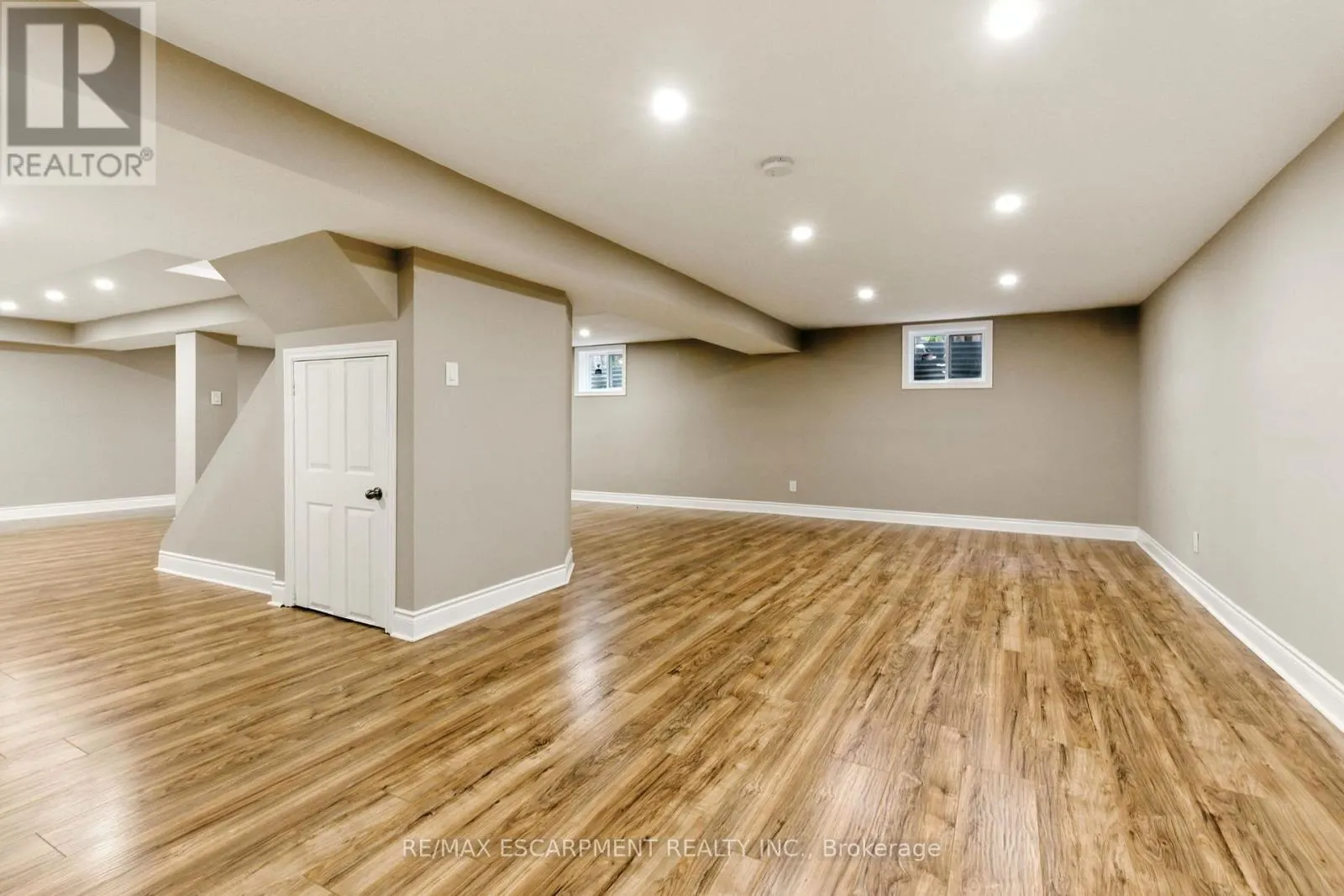 1624 GALLANT DRIVE