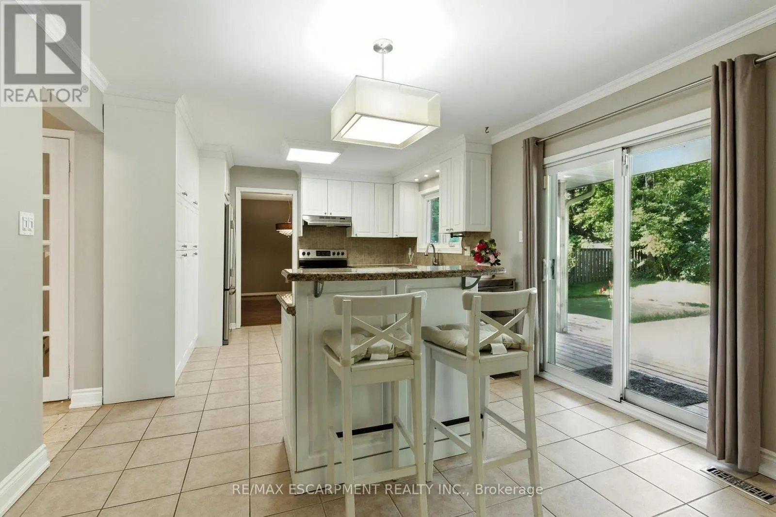 1624 GALLANT DRIVE