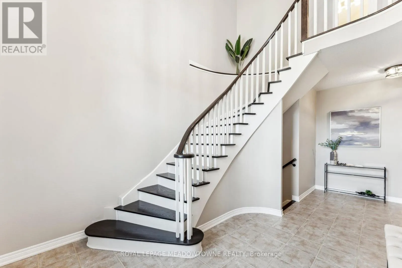 1186 EZARD CRESCENT