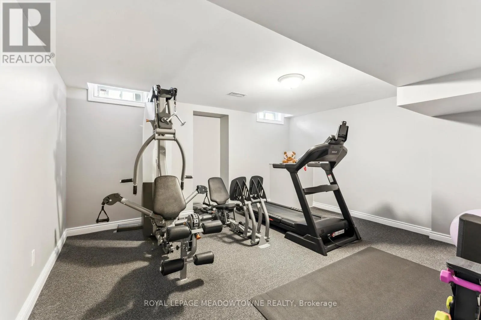 1186 EZARD CRESCENT