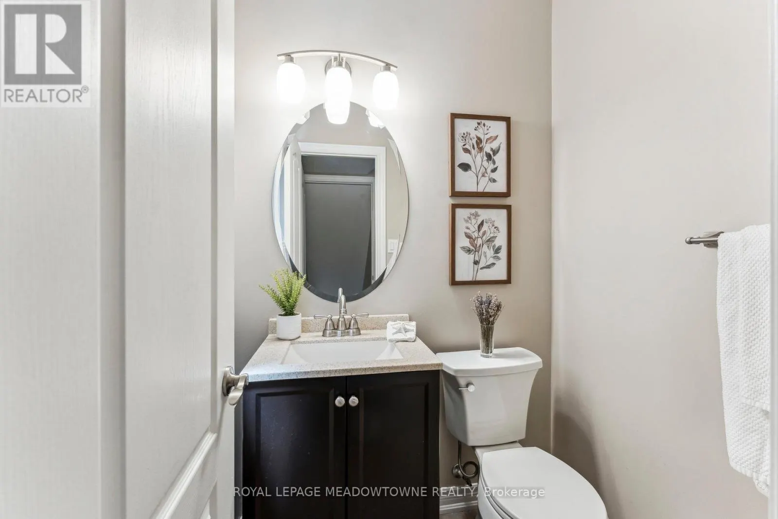 1186 EZARD CRESCENT