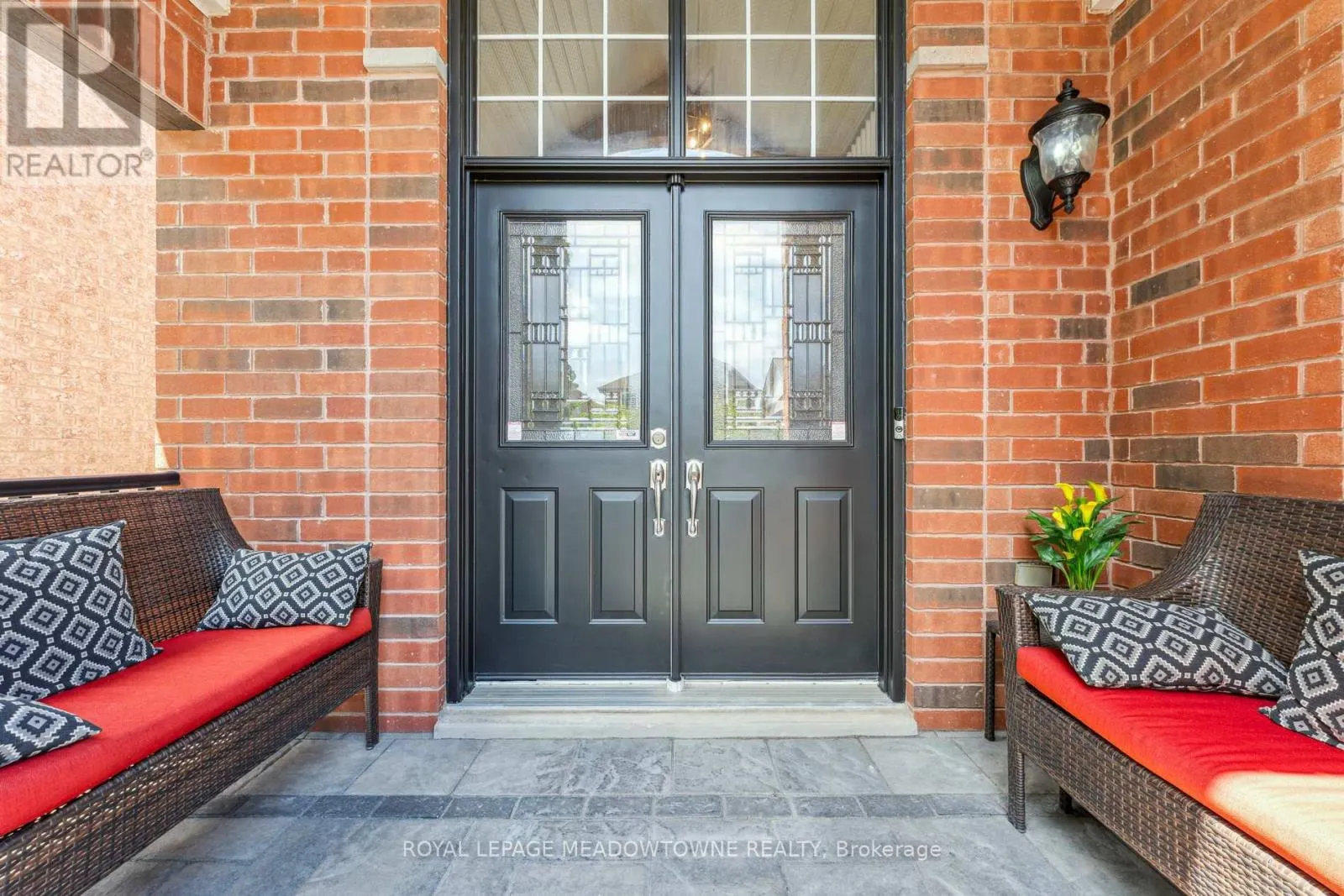1186 EZARD CRESCENT