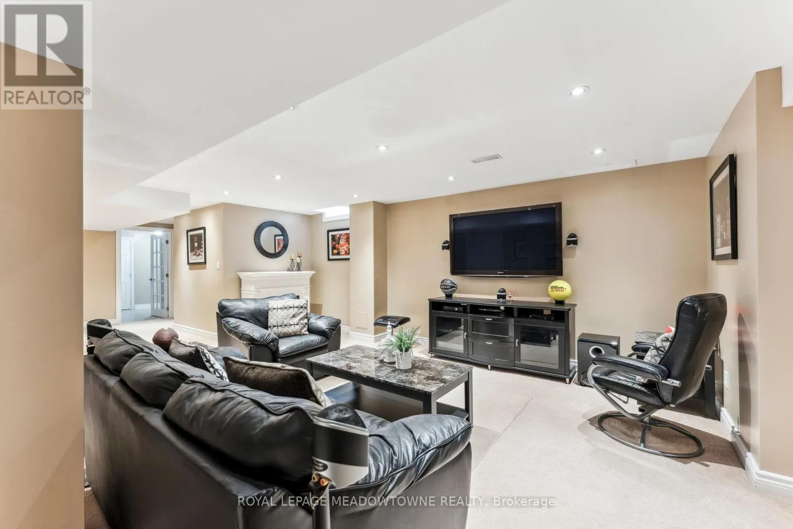 1186 EZARD CRESCENT