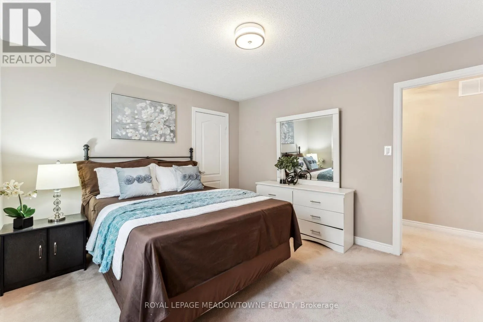 1186 EZARD CRESCENT