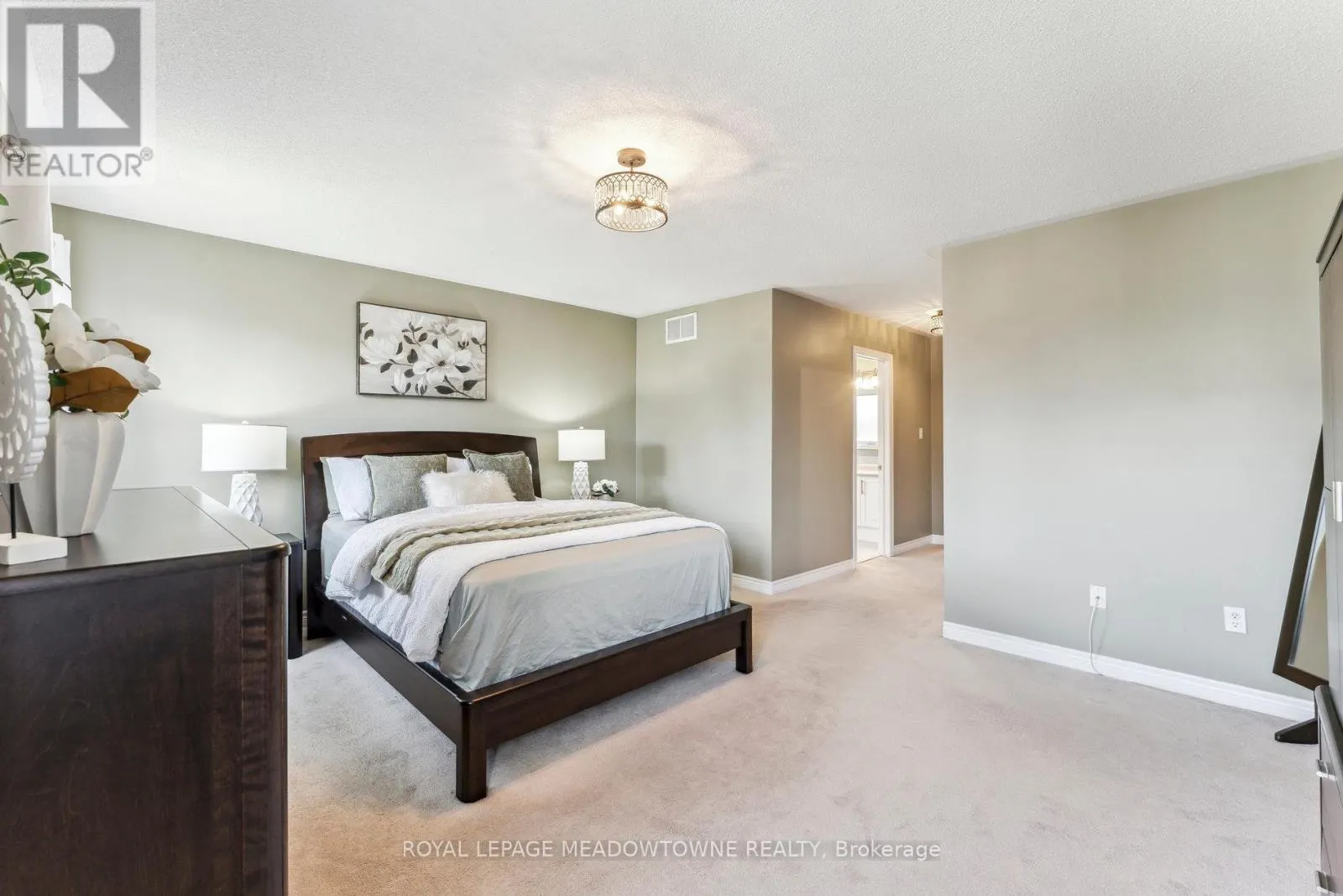 1186 EZARD CRESCENT