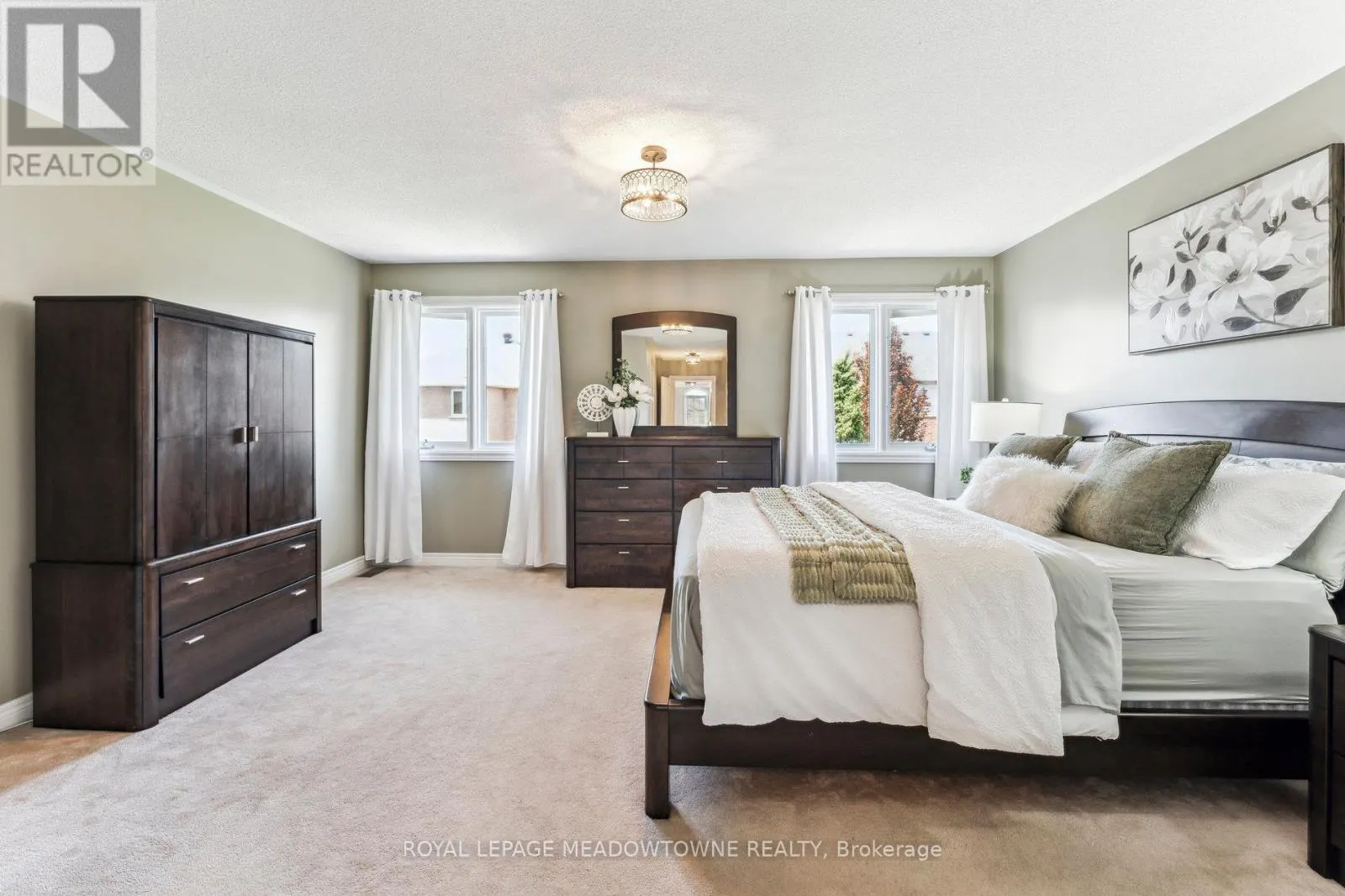 1186 EZARD CRESCENT
