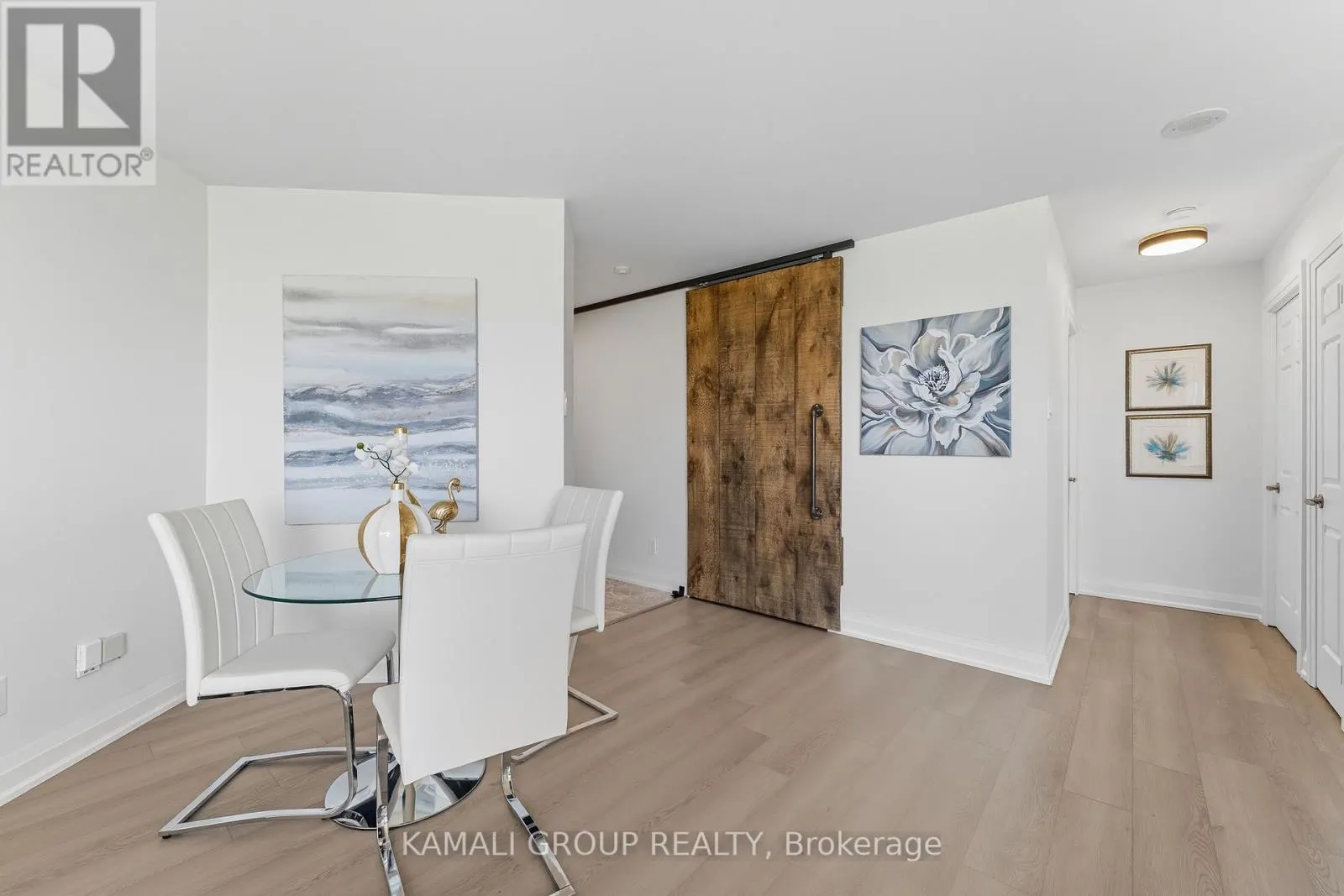 1405 - 2285 LAKE SHORE BOULEVARD W