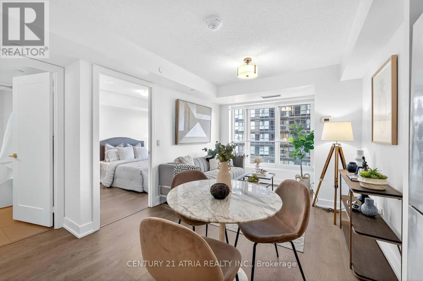 1805 - 7 MABELLE AVENUE