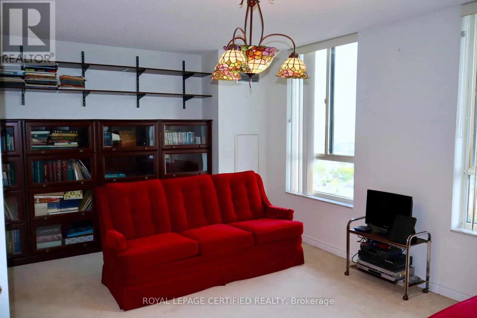 PH2 - 20 CHERRYTREE DRIVE