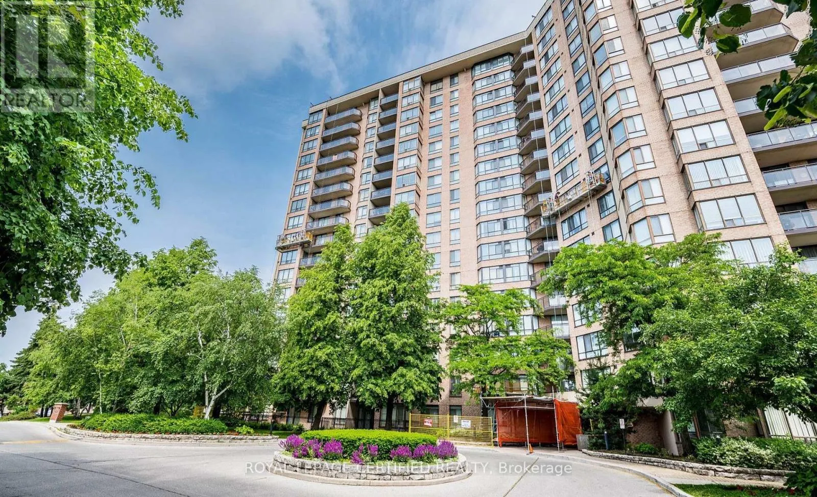 PH2 - 20 CHERRYTREE DRIVE