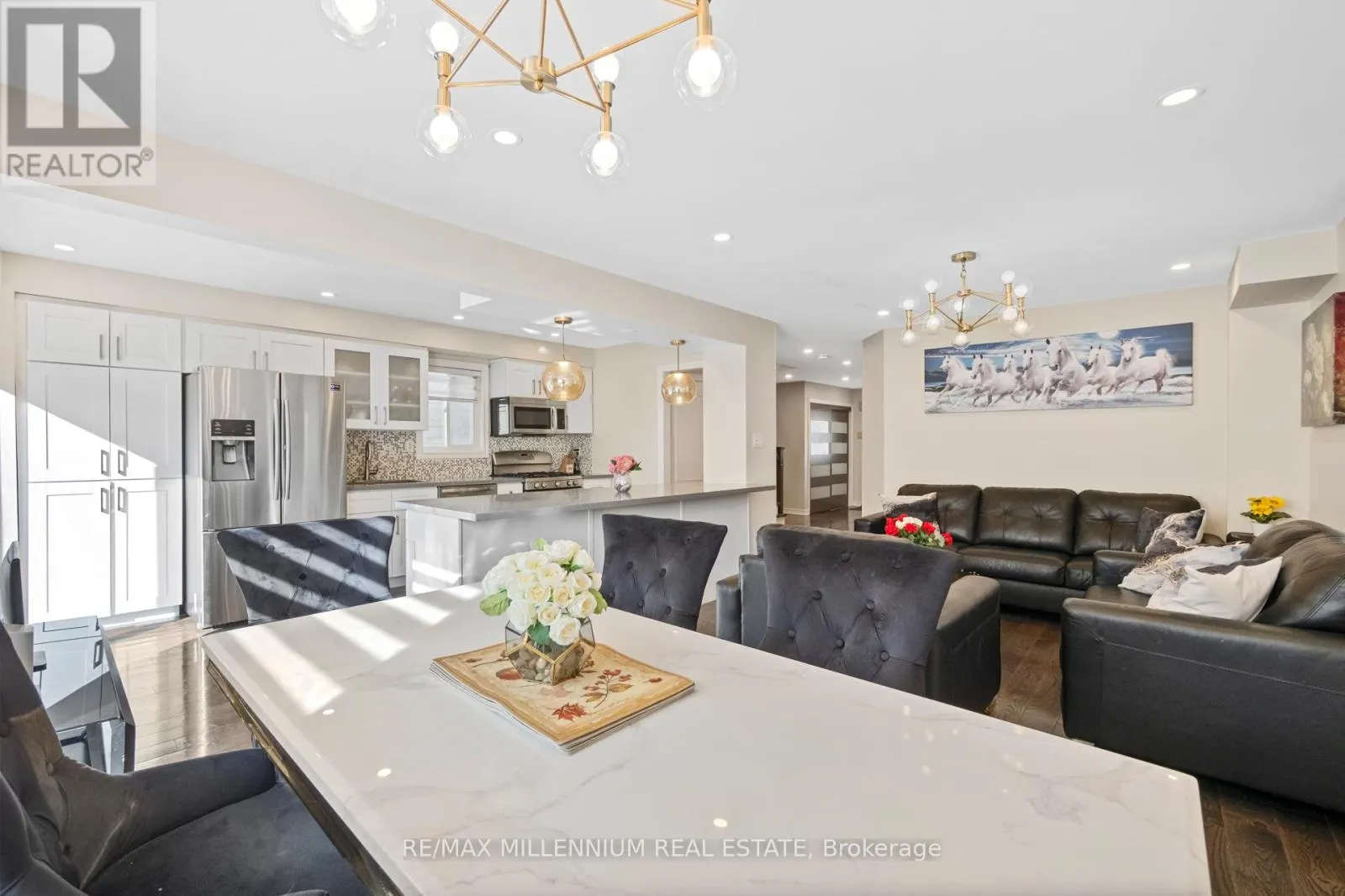 19 EARL GREY CRESCENT