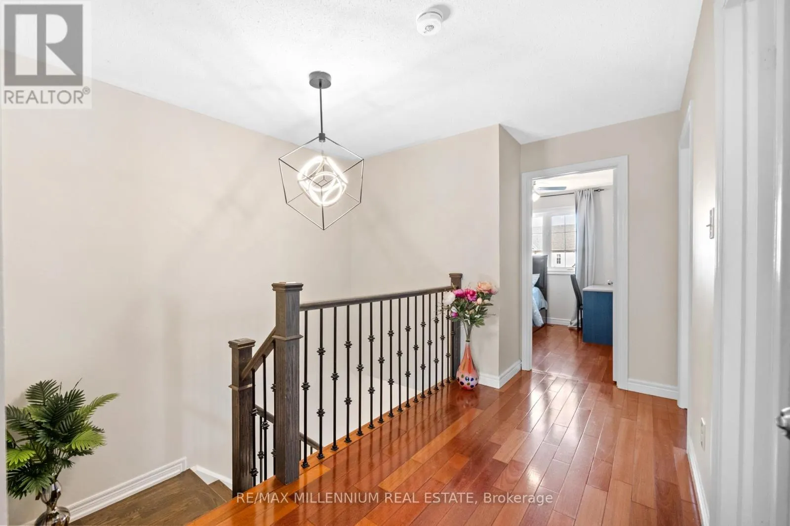 19 EARL GREY CRESCENT