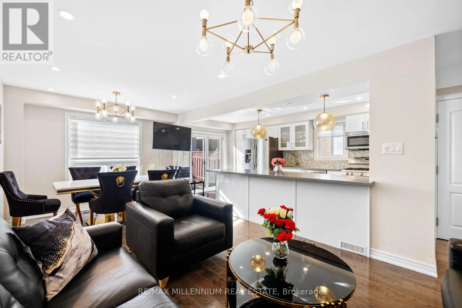 19 EARL GREY CRESCENT