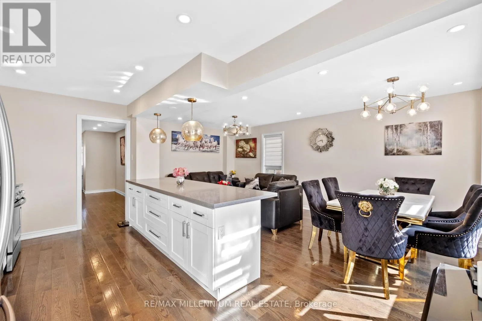 19 EARL GREY CRESCENT