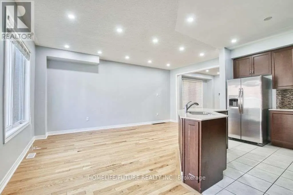 MAIN(UPPER UNIT) - 9 MERRYBROOK TRAIL