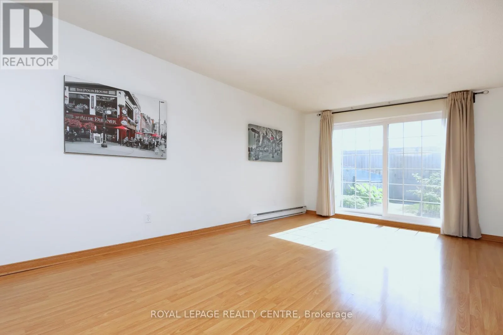 183 - 1055 DUNDAS STREET E