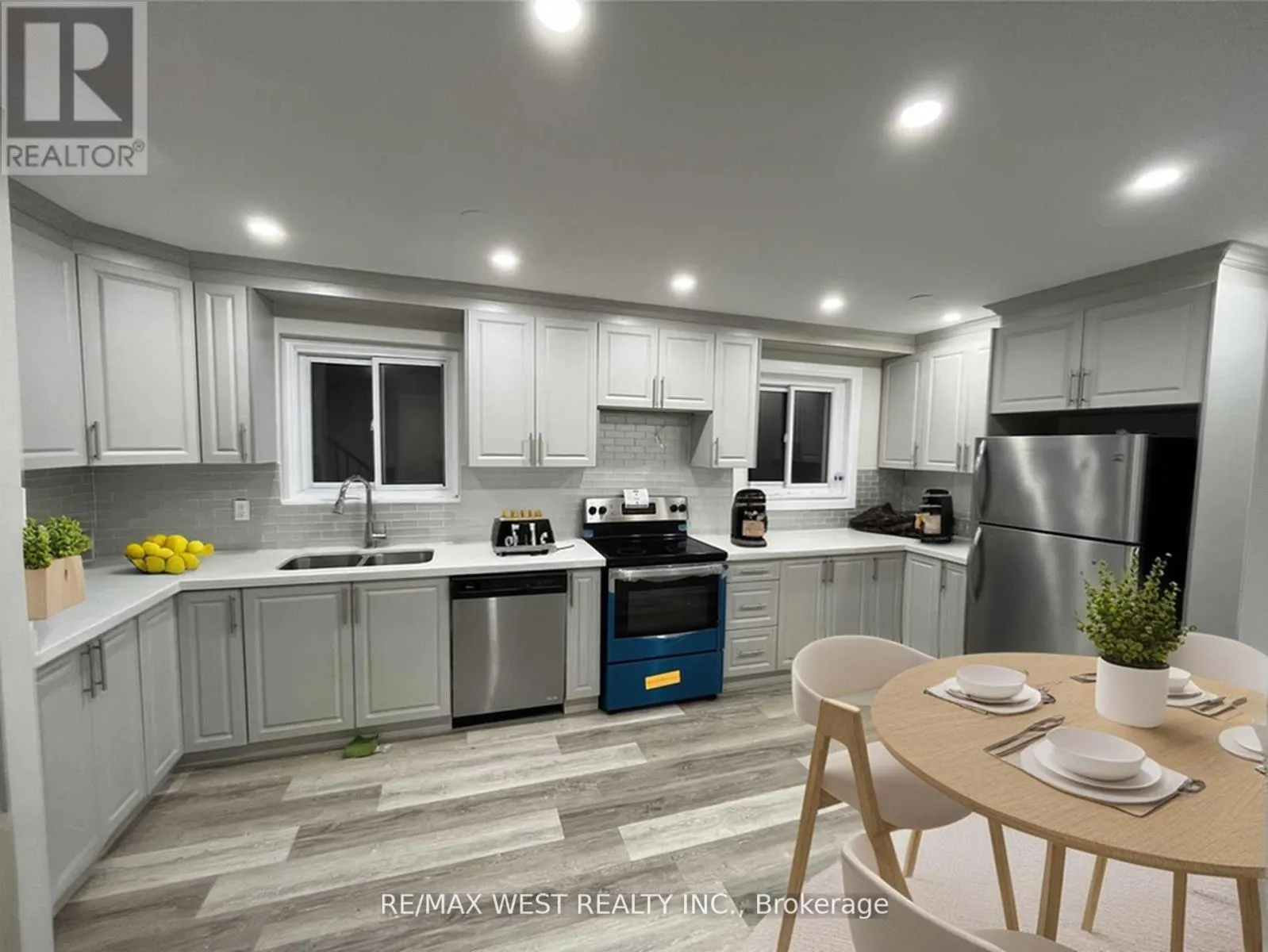 #UPPER - 322 HANSEN ROAD