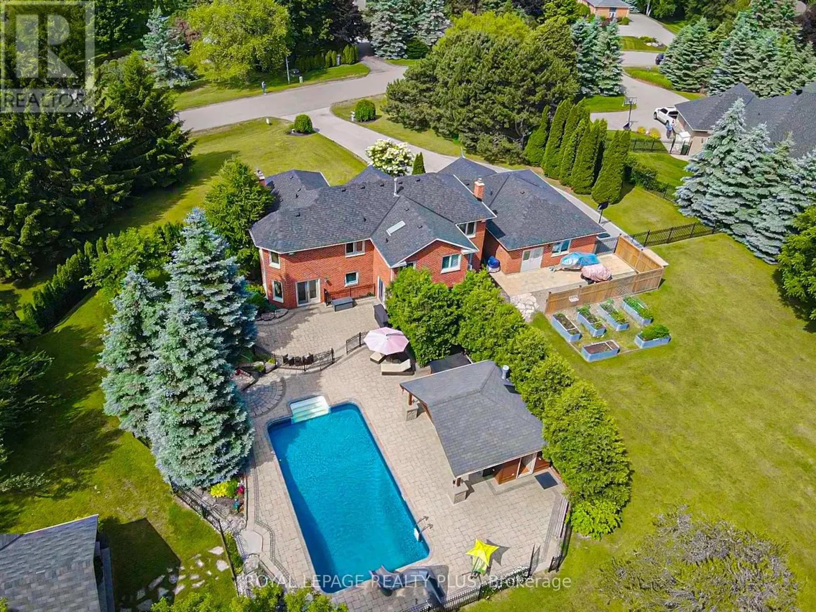 5 COATES HILL COURT