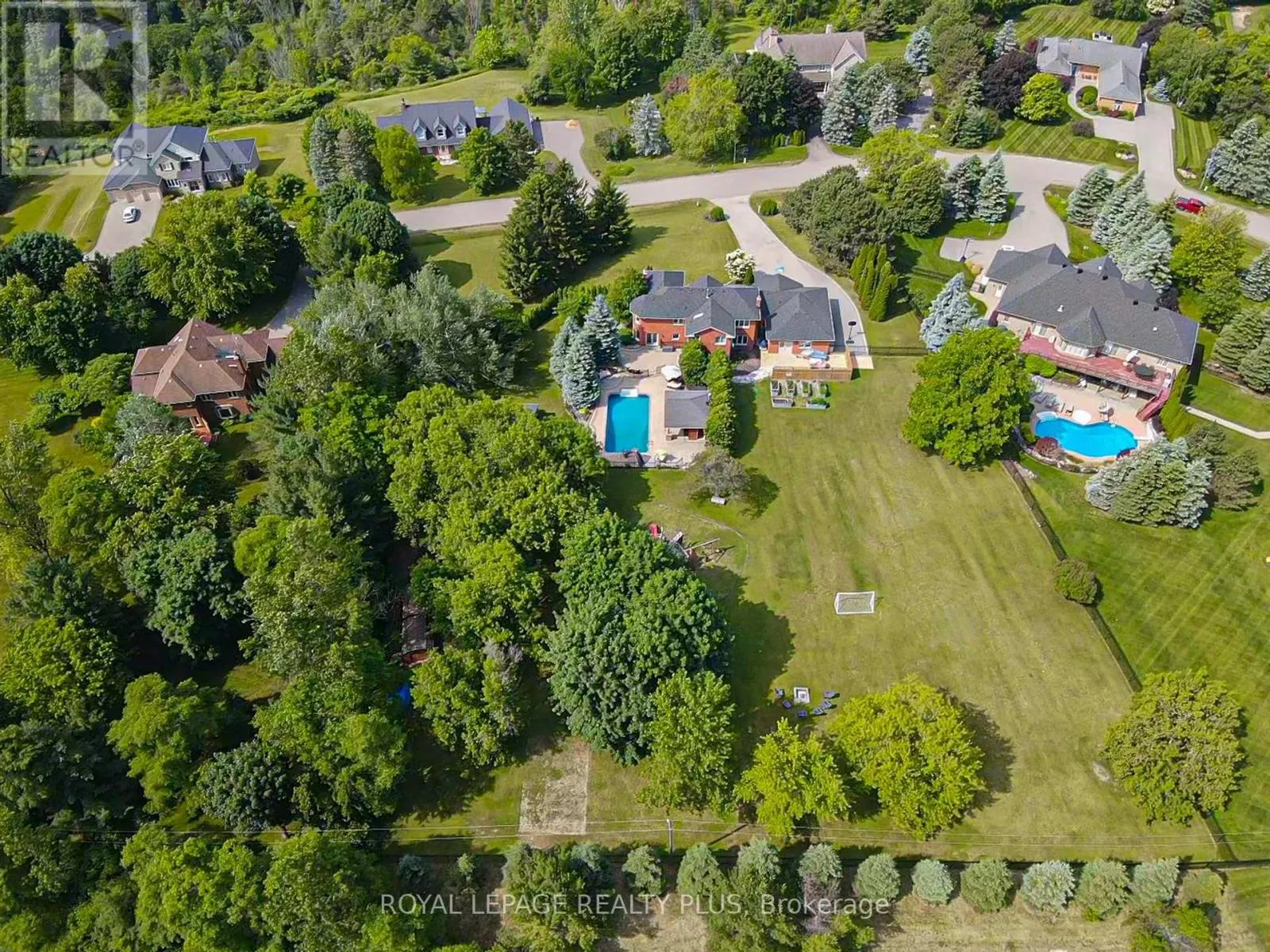 5 COATES HILL COURT