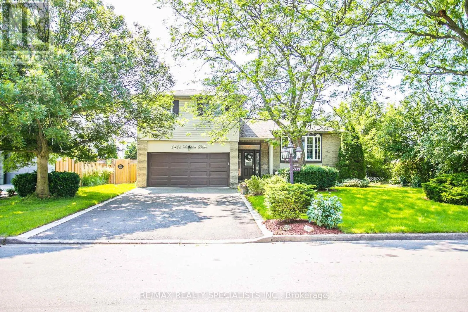 2422 VENTURA DRIVE