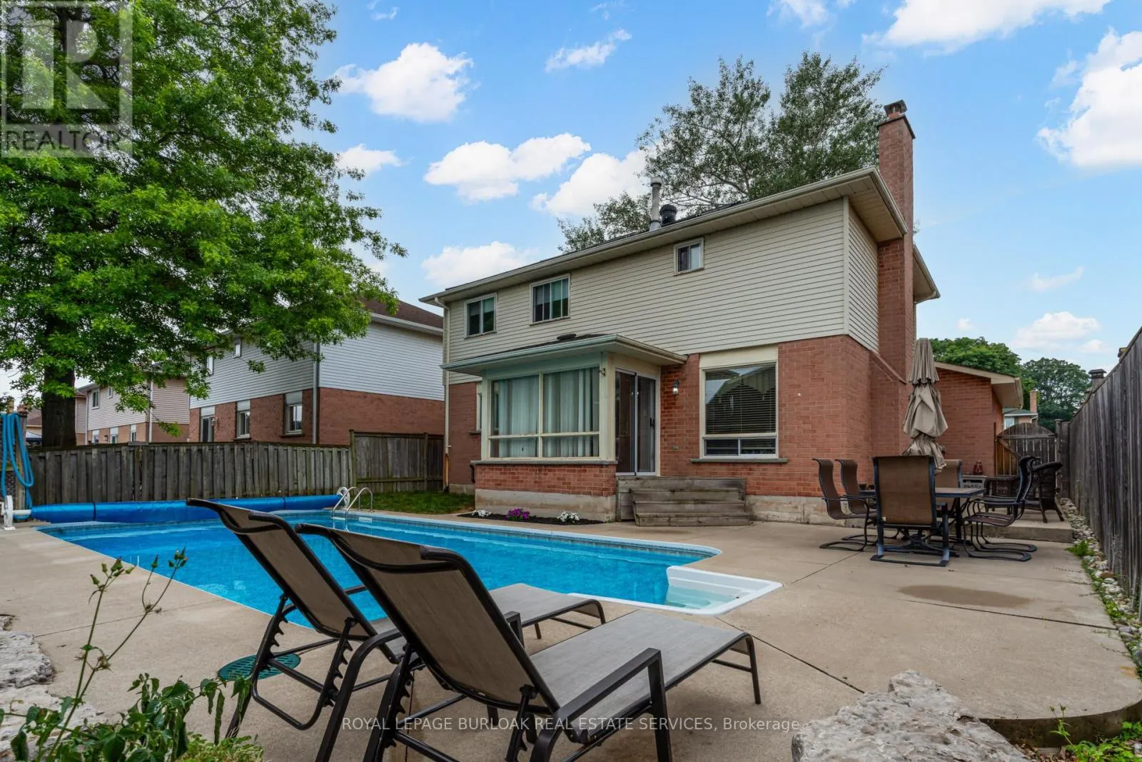 2055 HUNTERS WOOD DRIVE