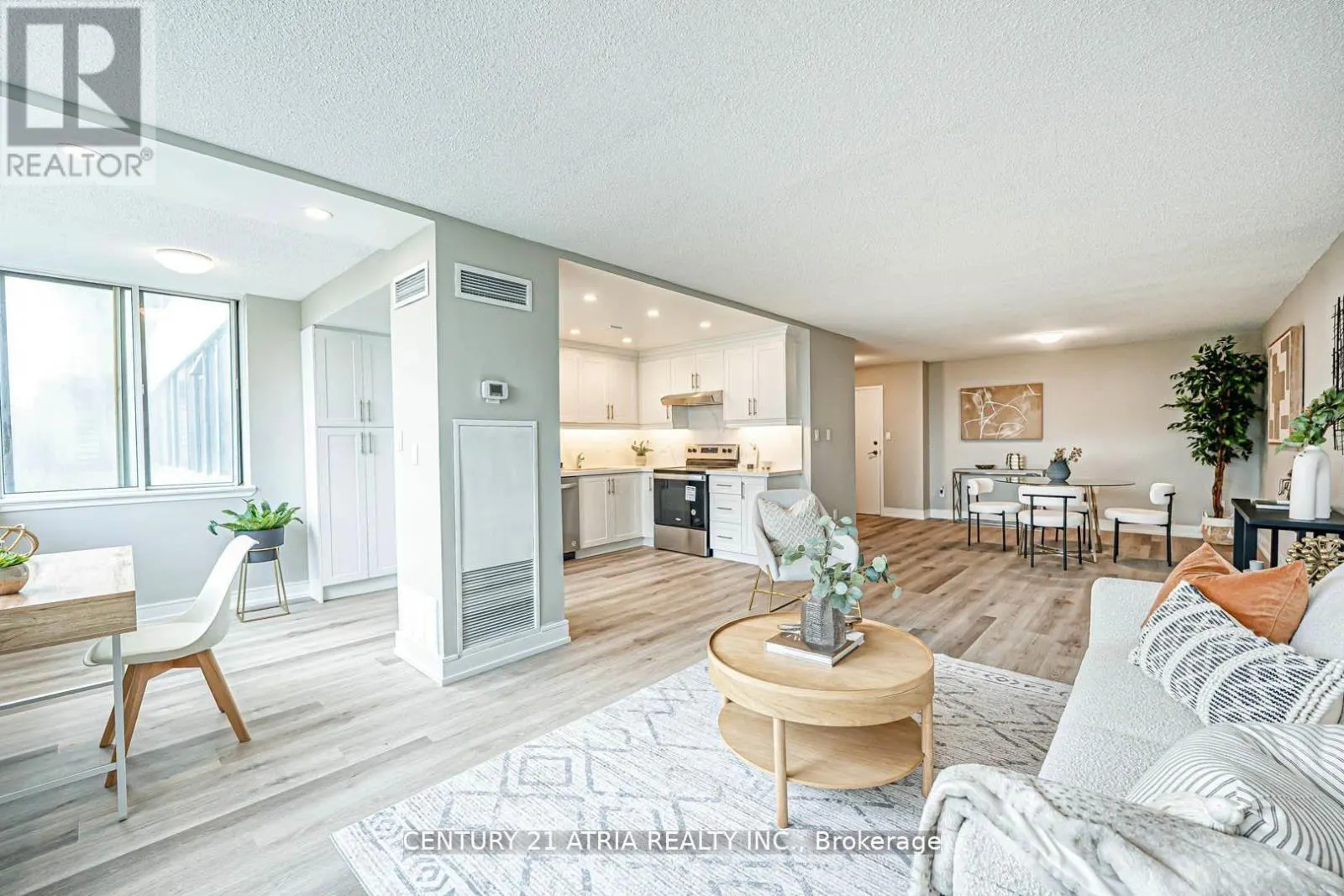 206 - 350 WEBB DRIVE