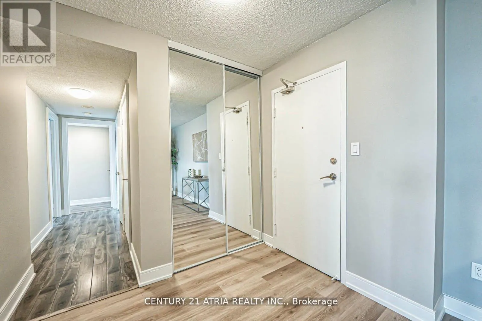 206 - 350 WEBB DRIVE