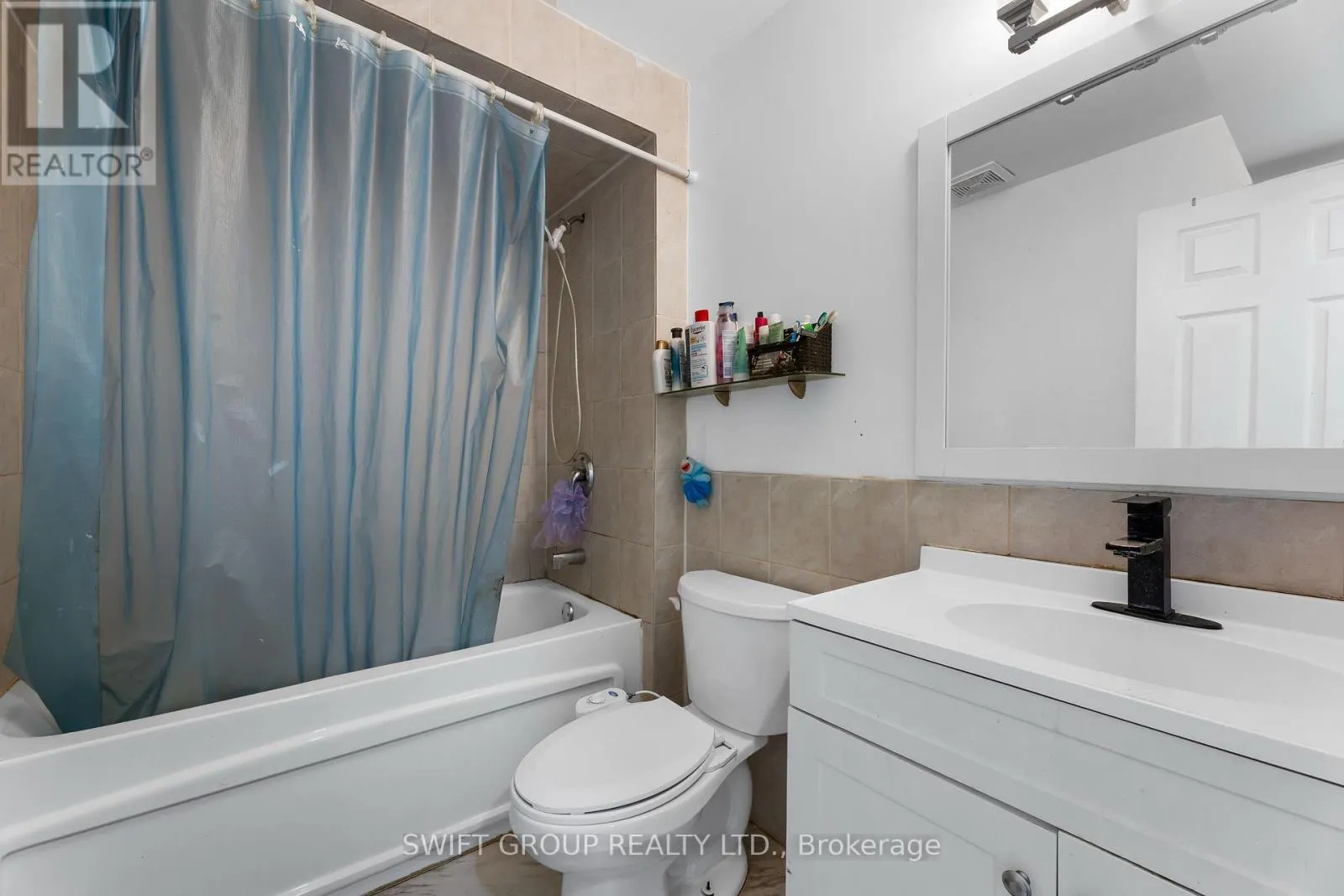 82 FLOWERTOWN AVENUE