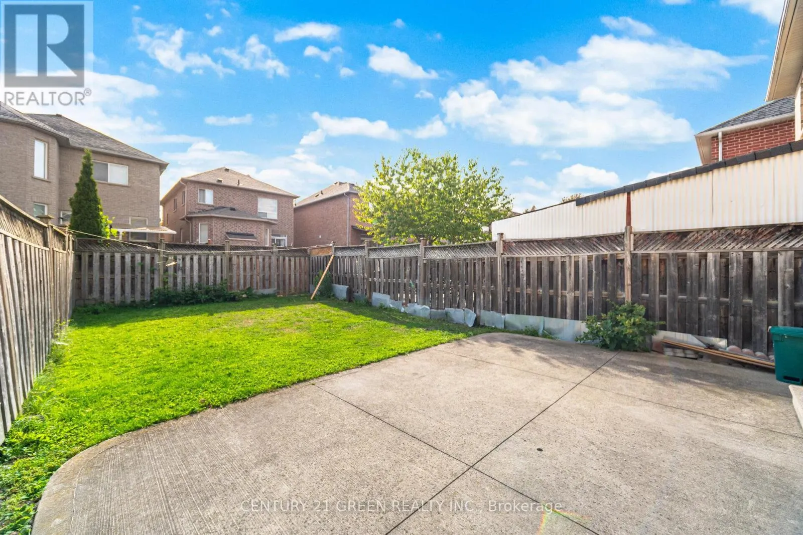 16 CHERRYPLUM WAY