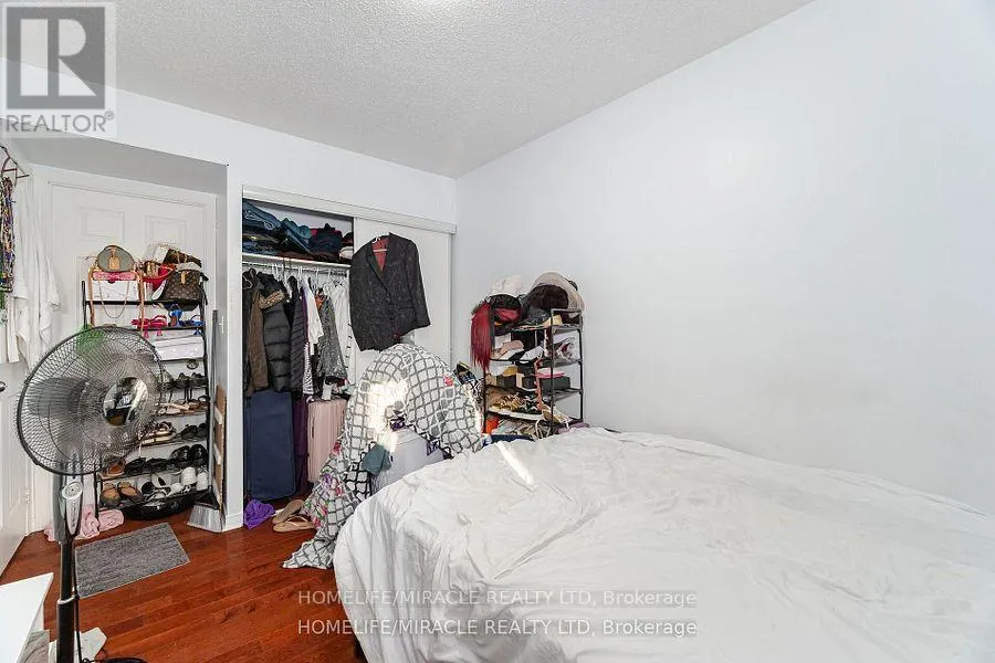 2002 - 3049 FINCH AVENUE W