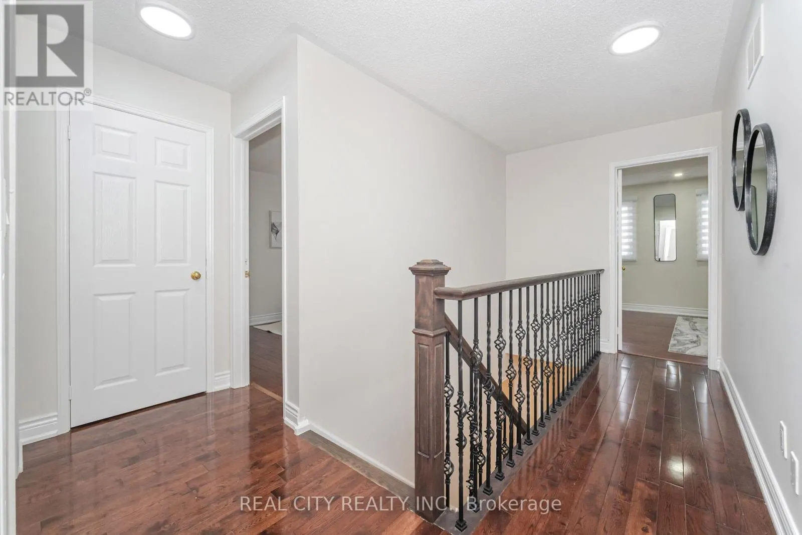 36 JEREMY PLACE