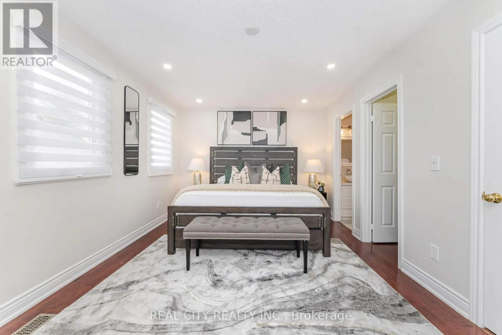 36 JEREMY PLACE