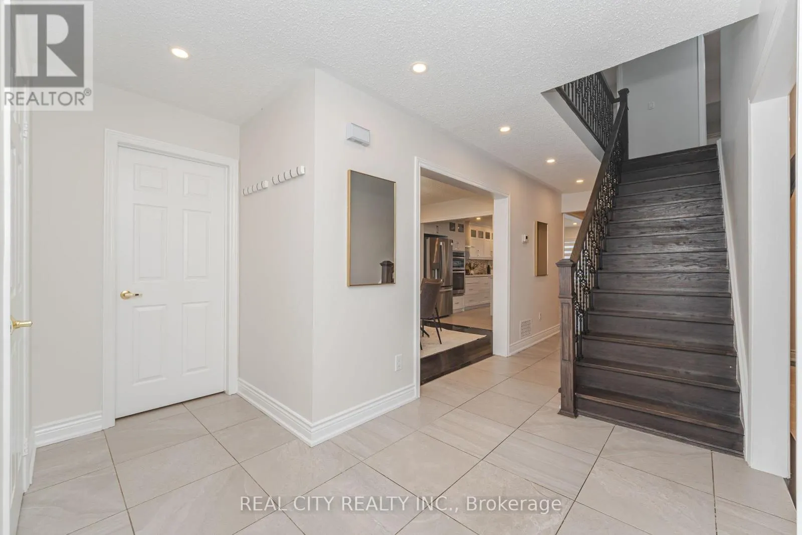 36 JEREMY PLACE