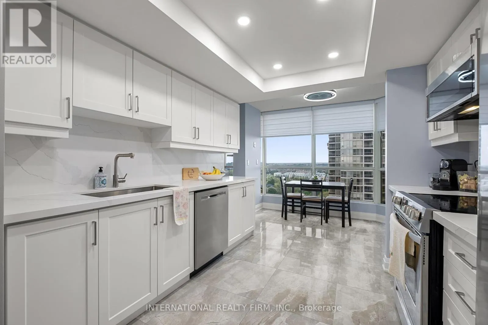 1706 - 55 KINGSBRIDGE GARDEN CIRCLE
