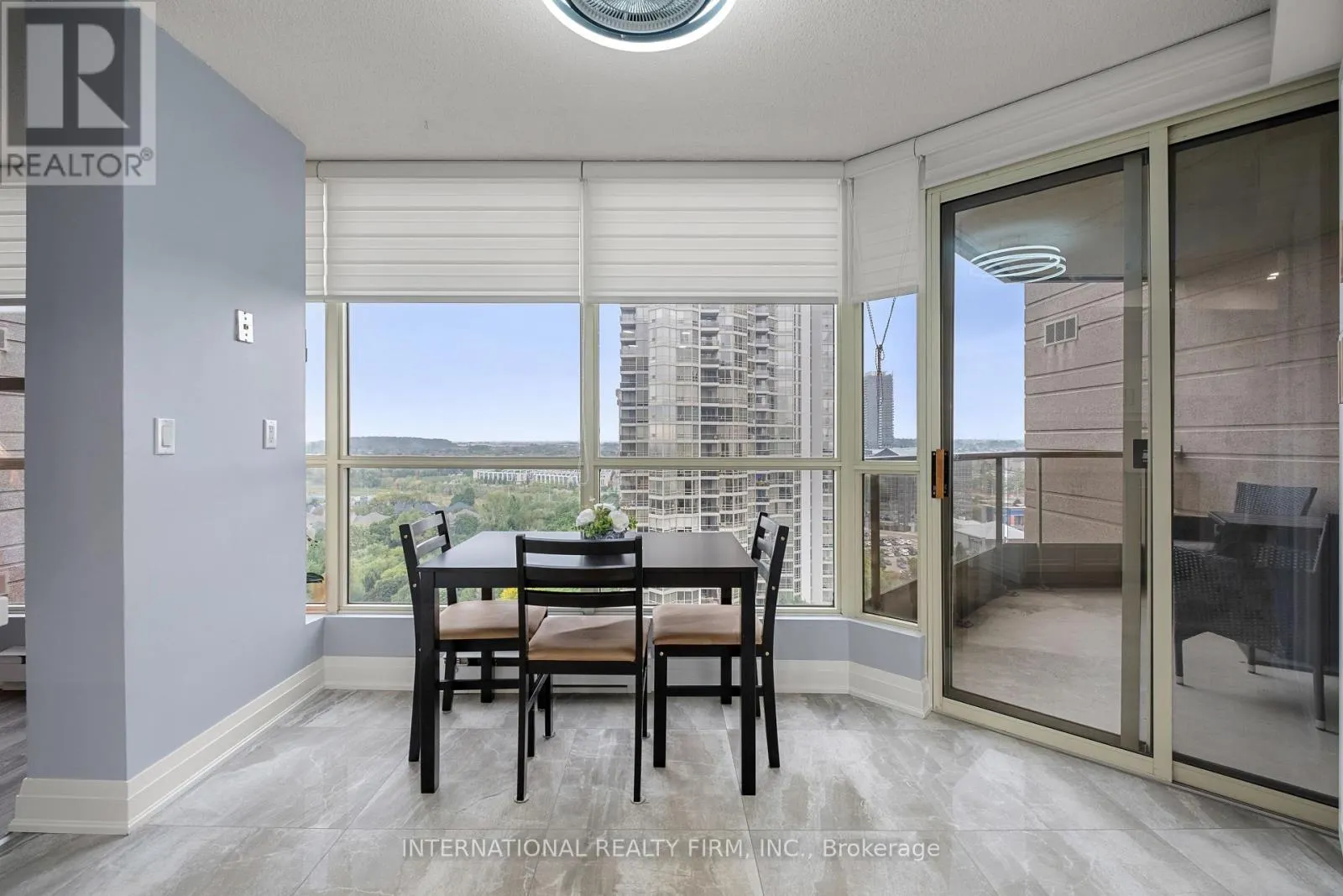 1706 - 55 KINGSBRIDGE GARDEN CIRCLE