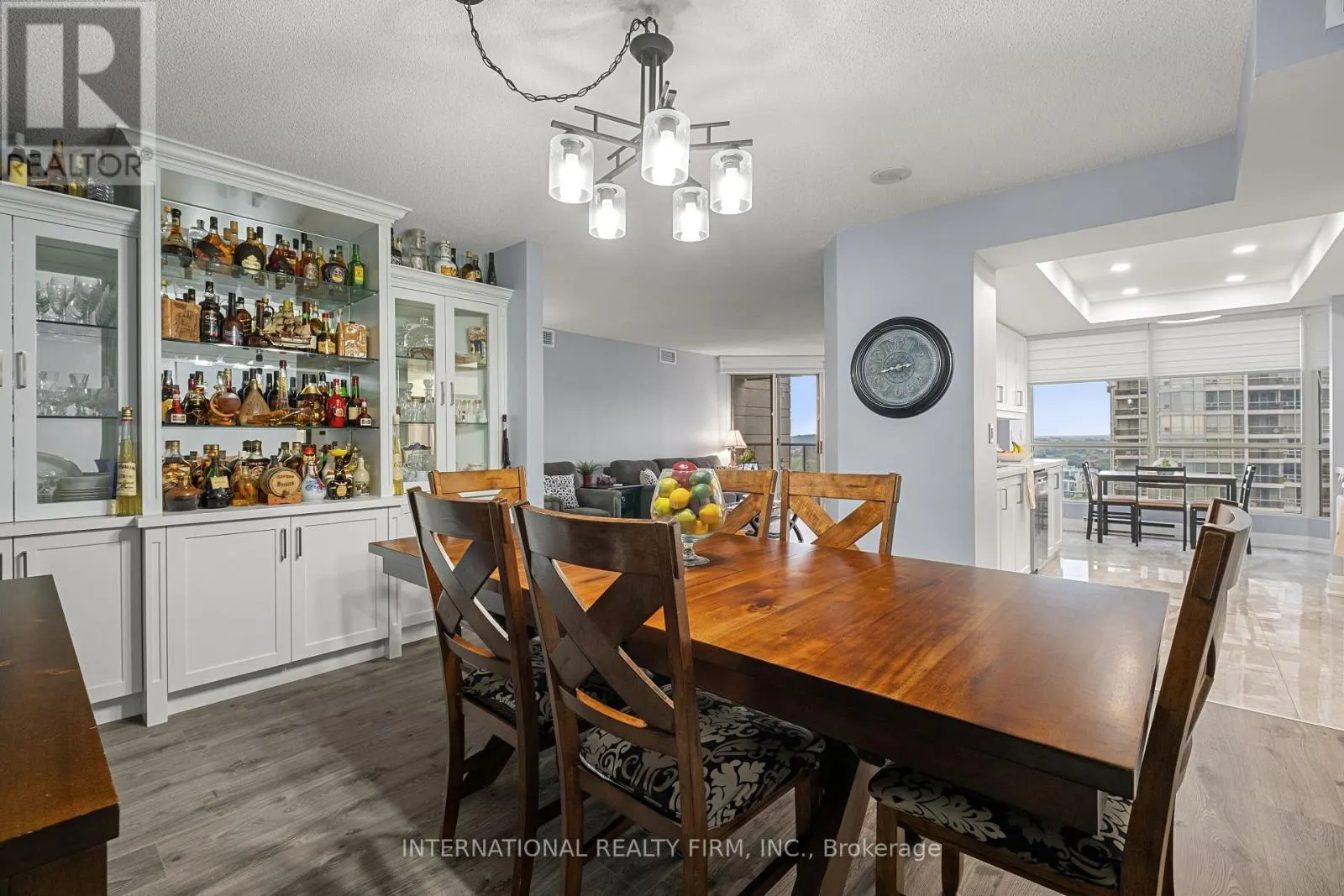 1706 - 55 KINGSBRIDGE GARDEN CIRCLE