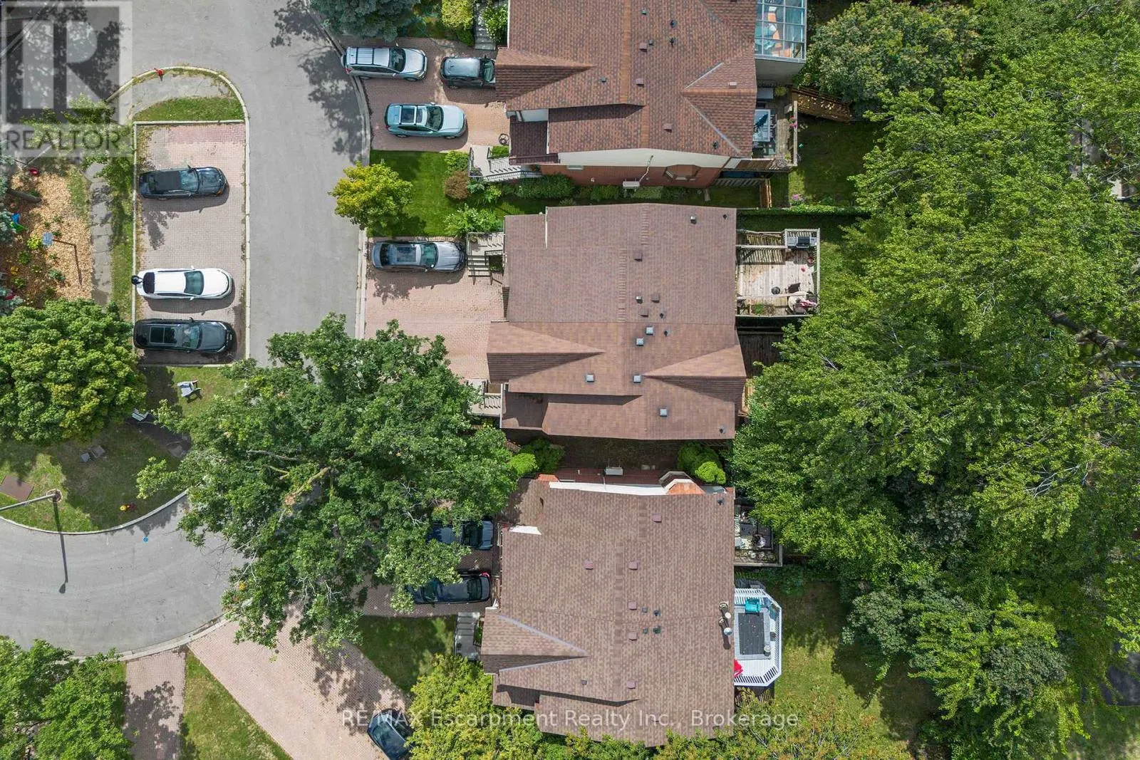 13 NORMANDY PLACE