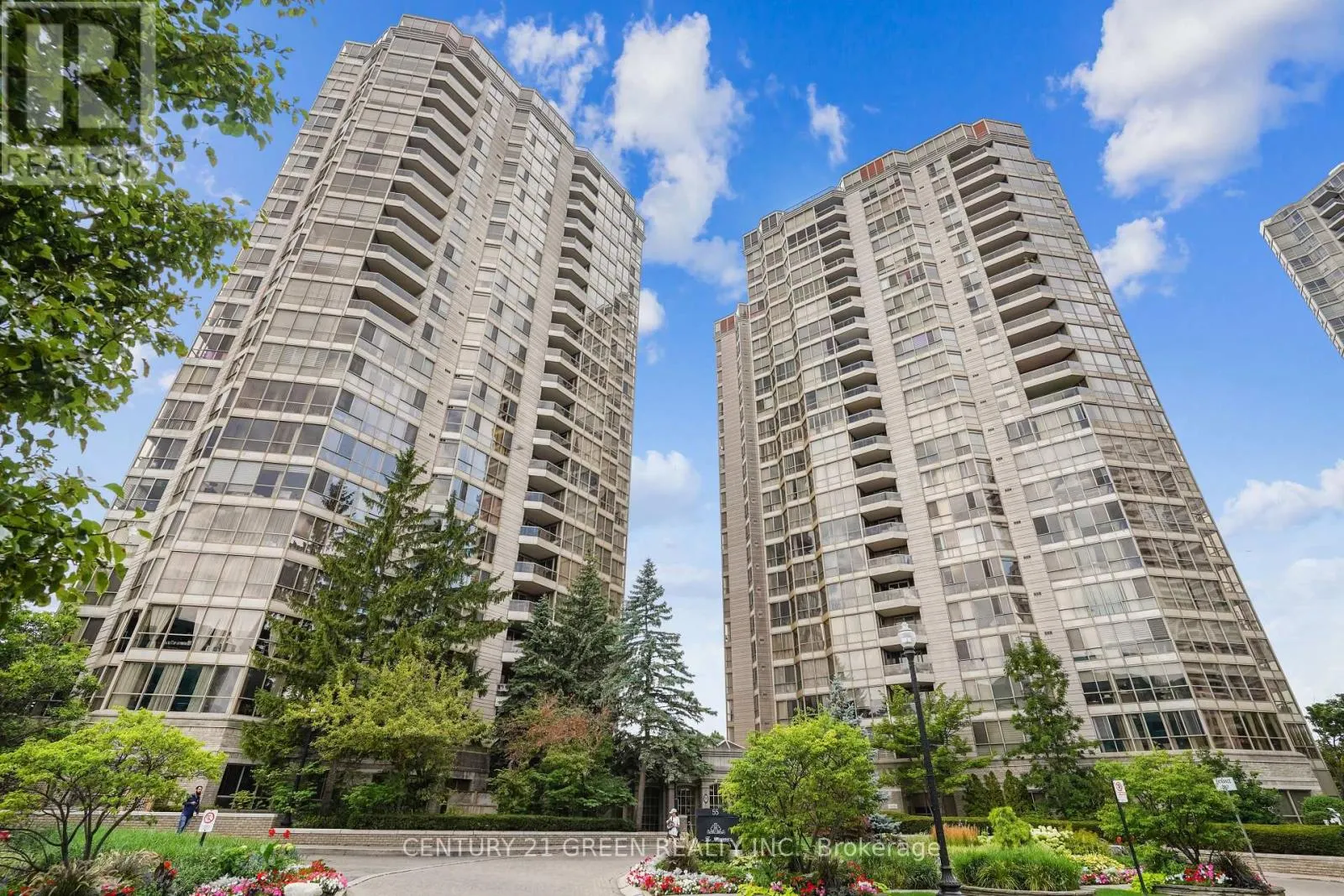 613 - 55 KINGSBRIDGE GARDEN CIRCLE