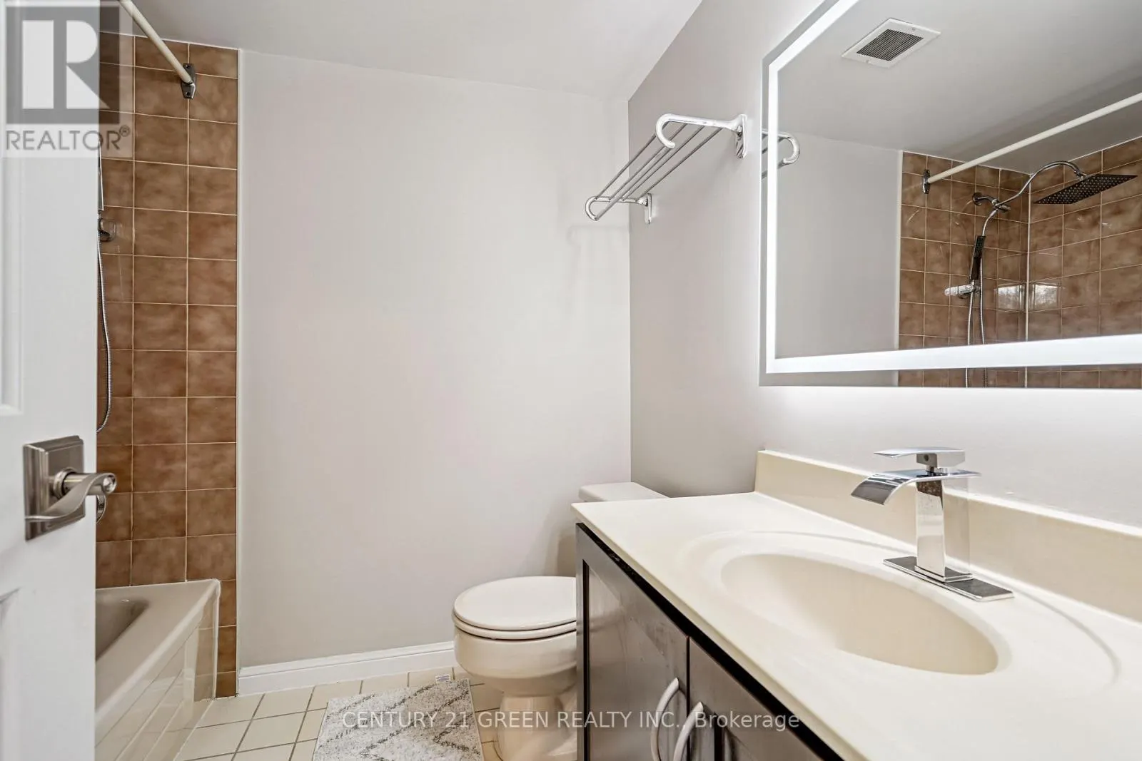 613 - 55 KINGSBRIDGE GARDEN CIRCLE