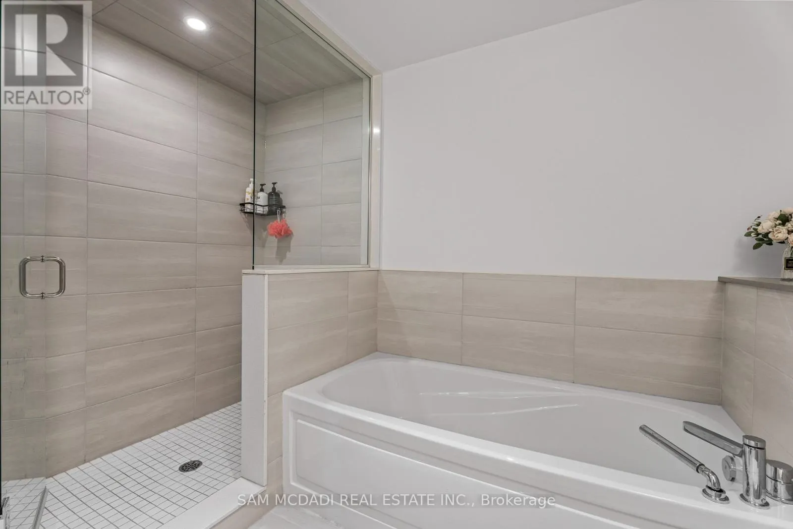 21 - 95 BROOKFIELD ROAD