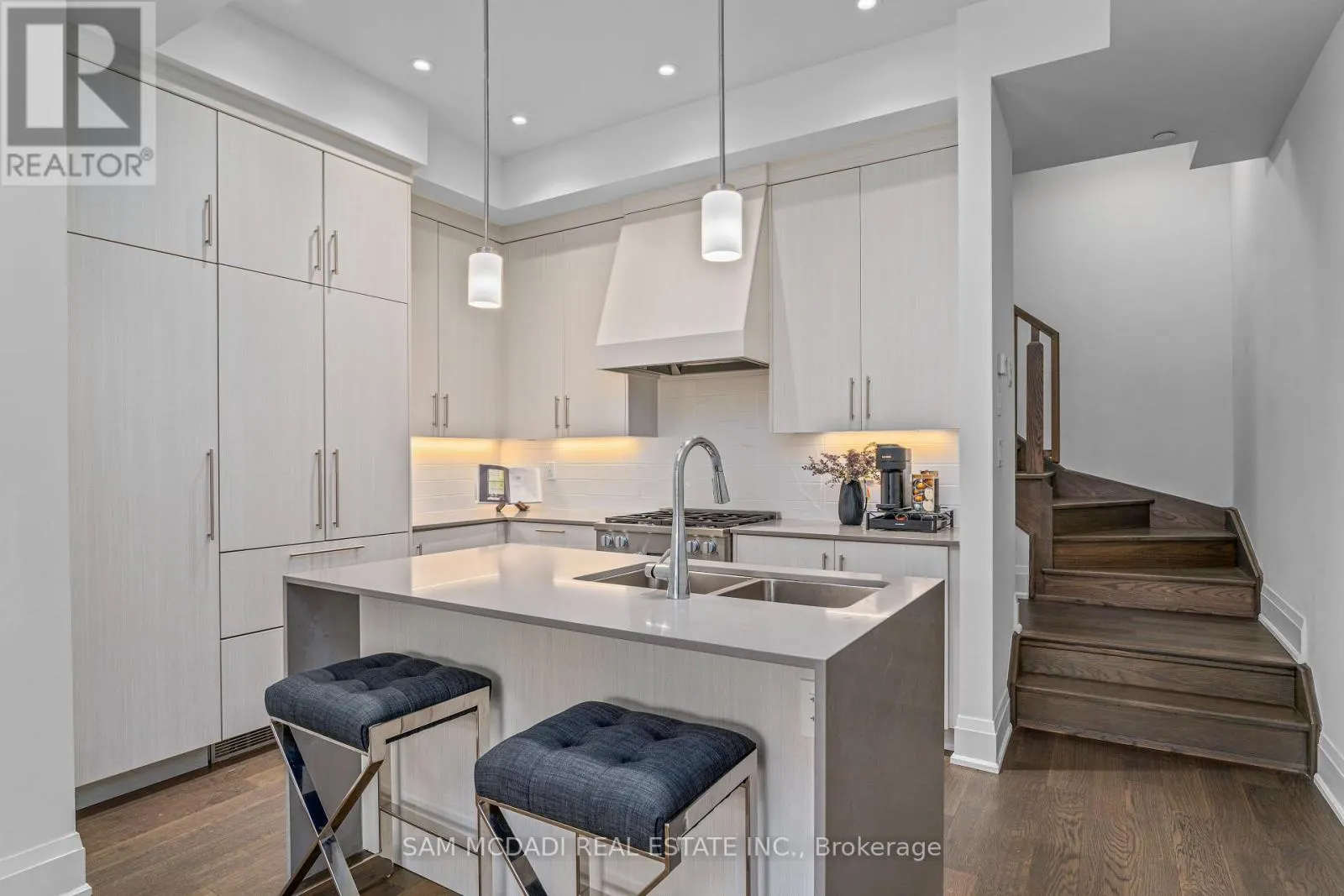 21 - 95 BROOKFIELD ROAD