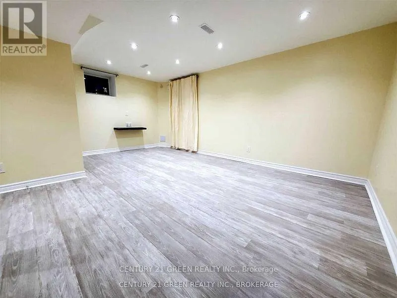 BASEMENT - 21 TIMBERCOVE ROAD