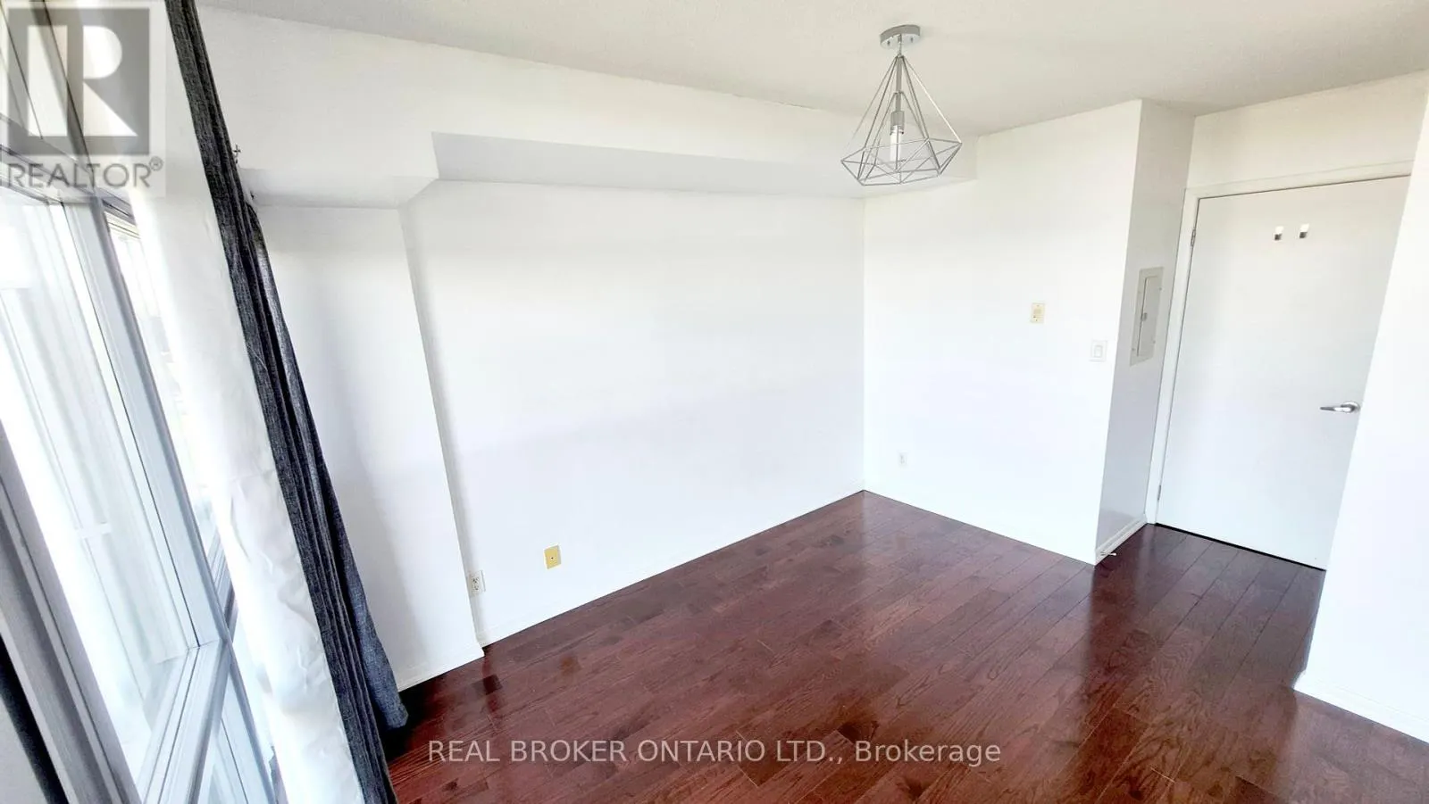 701 - 2464 WESTON ROAD