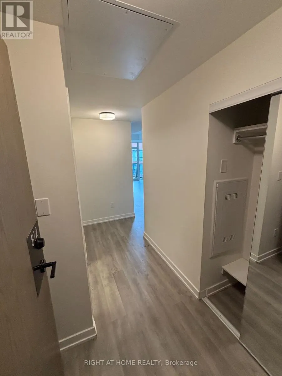 812 - 2300 ST. CLAIR AVENUE W