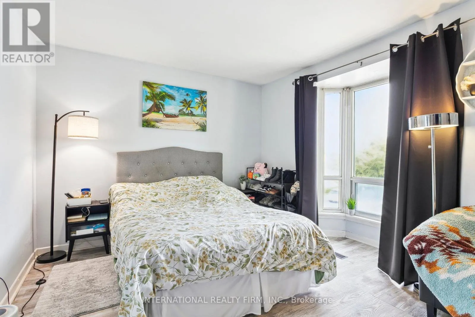 106 - 250 JOHN GARLAND BOULEVARD