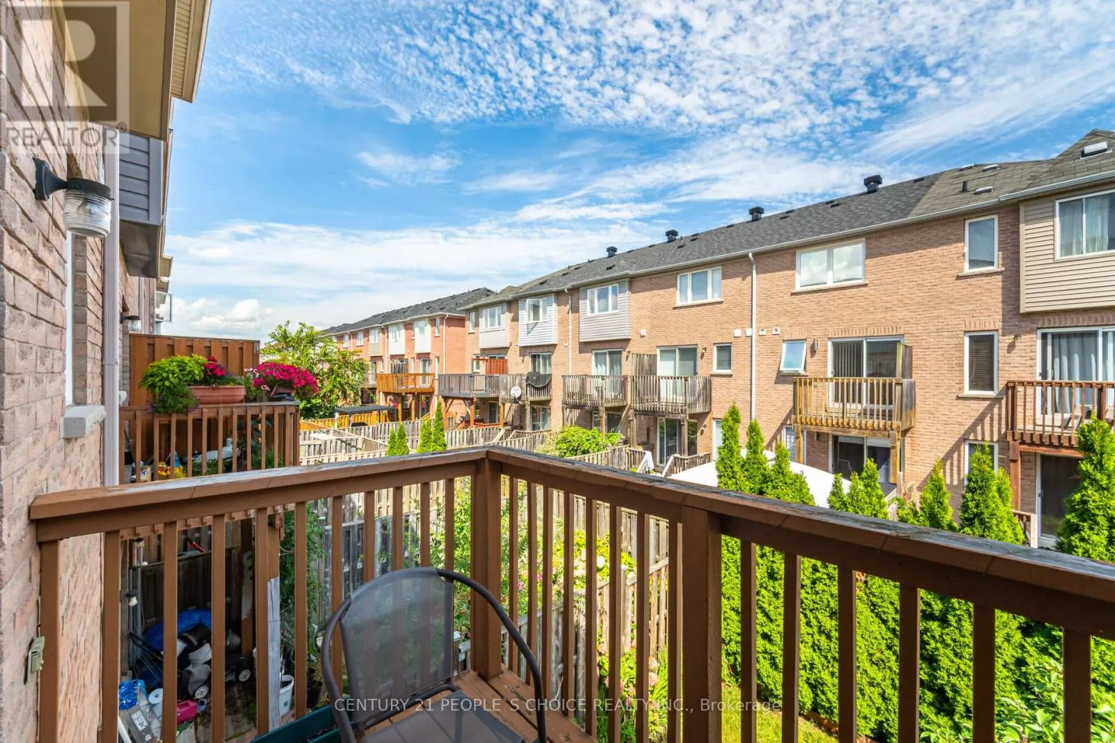 7055 FAIRMEADOW CRESCENT